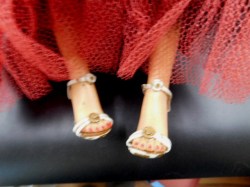 24 in vcr cloth doll heels shoe